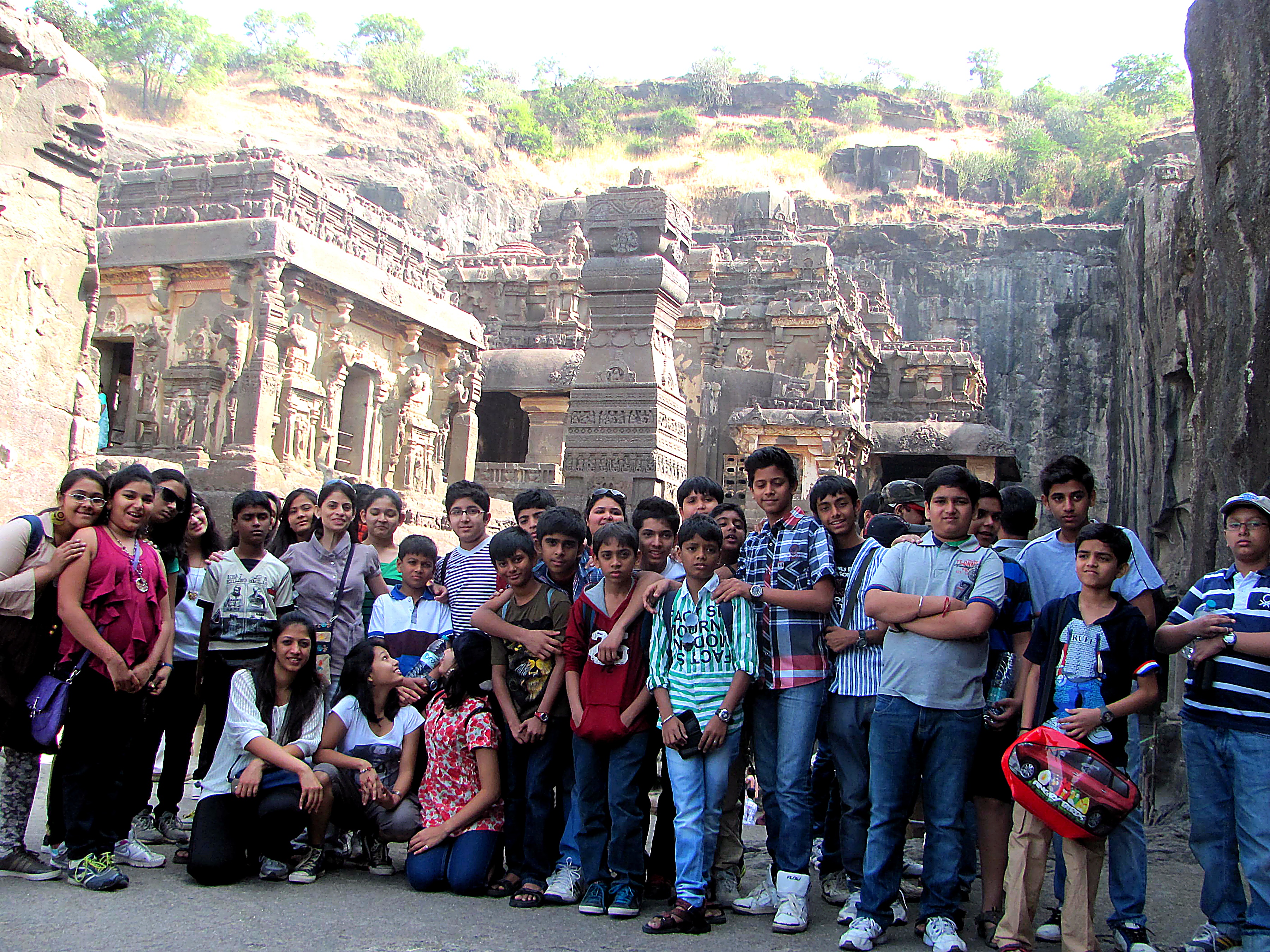 Students on a History & Archaeology expedition